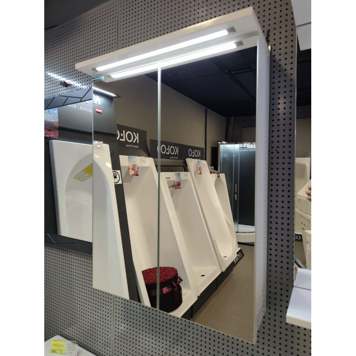 Дзеркальна шафа 55см LED Barco Blanco