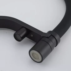 G4395-66 кухня під осмос одноваж. вис. силікон. вилив лат. шпилька карт. 90°  Ø35 (чорний) {8/1}