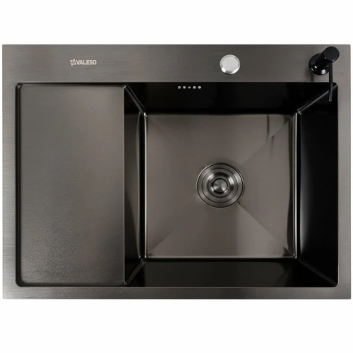 Мойка прям. 650х500х200 VALESO Handmade Black PVD 3.0/0.8 мм + дозатор R