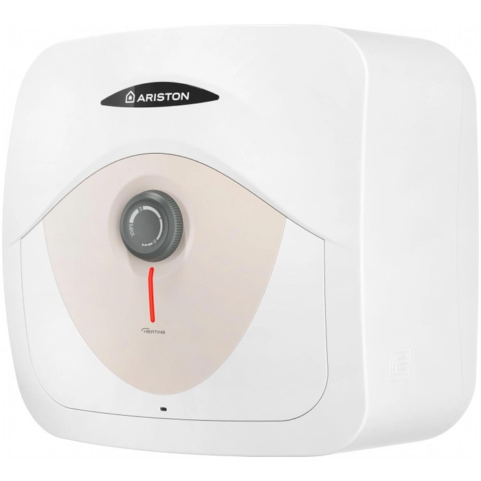 Бойлер Ariston DUNE RS 30 PL EU над мийкою