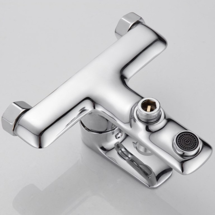 Cмеситель для ванны Rozzy Jenori VELUM RBZ082-3 Cмеситель для ванны Rozzy Jenori VELUM RBZ082-3