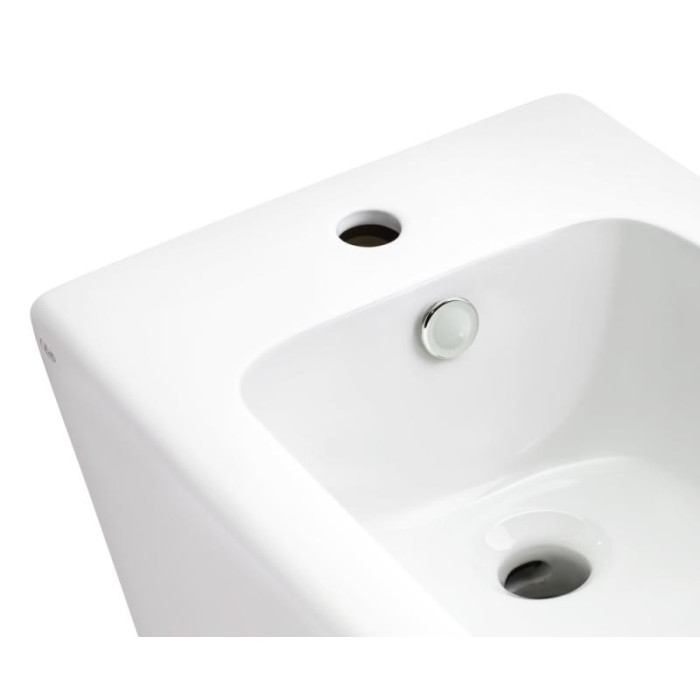 Биде напольное Qtap Robin 565x360x405 White QT13442141CW Биде напольное Qtap Robin 565x360x405 White QT13442141CW