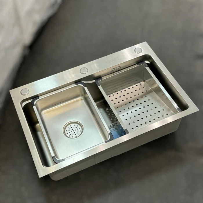 Мойка прям. 680х450х230 KRAFT Handmade 3.0/1.2 нерж+корзина2шт+доска+дозатор