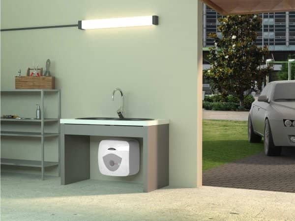 Бойлер Ariston ANDRIS RS 10U/3 під мийкою